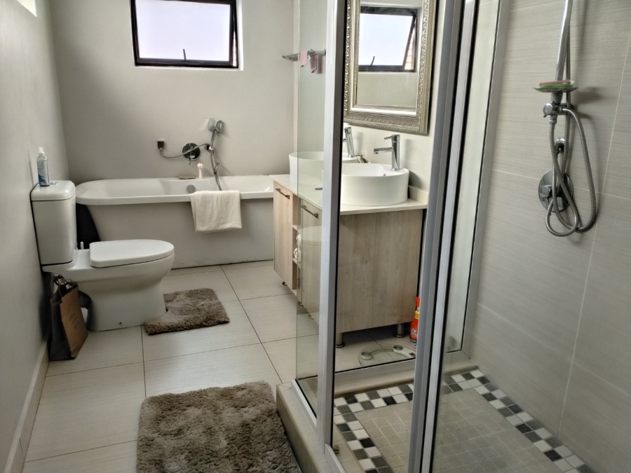 3 Bedroom Property for Sale in Wild Olive Estate Free State